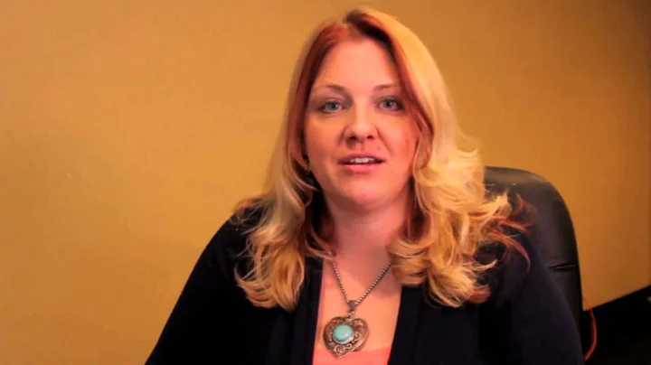 April Gustafson Photo 31