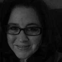 Laura Steele Photo 7