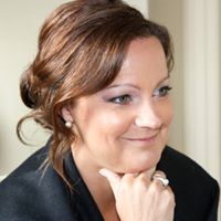 Jennifer Salmon Photo 5