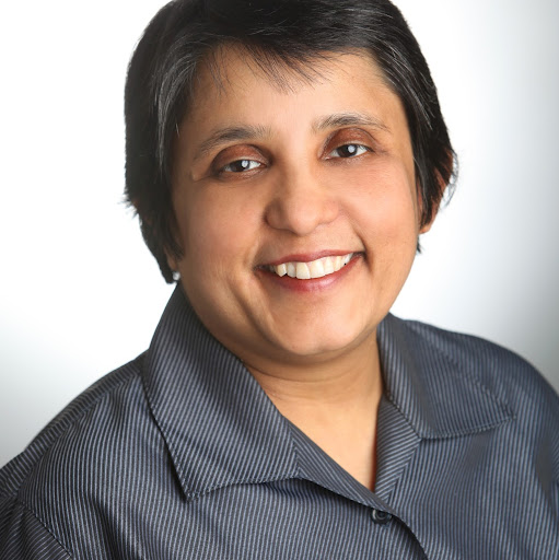 Seema Sinha Photo 11