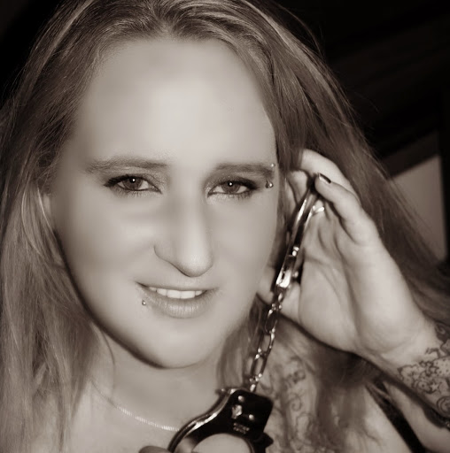 Anne Barwick Photo 3