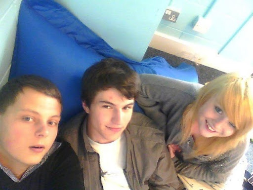 Emma Pickett Photo 10
