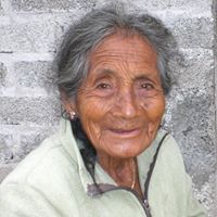 Mayra Velasco Photo 1