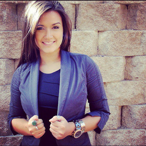 Jennifer Dixon Photo 11