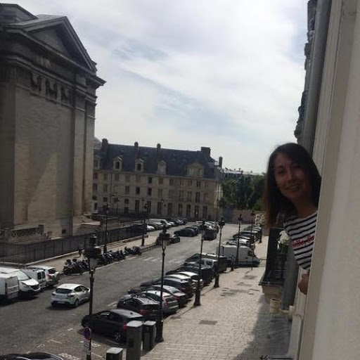 Claudia Tellez Photo 11