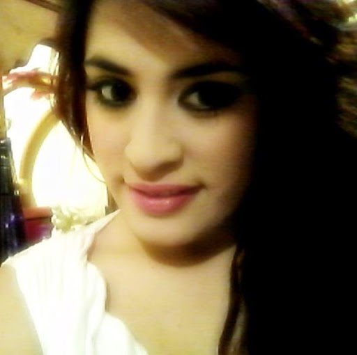 Selene Gallegos Photo 9