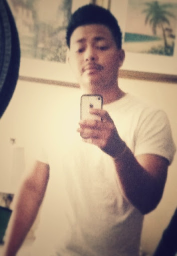 Alexander Fuentes Photo 16