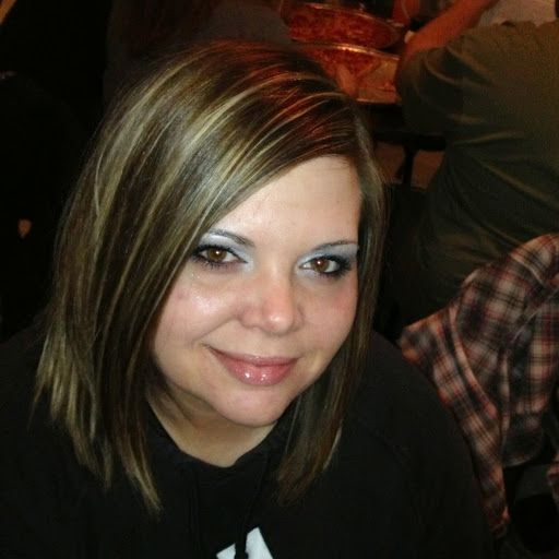 Amy Wise Photo 9