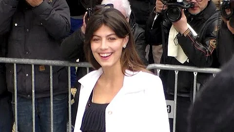 Alicia Mastronardi Photo 6