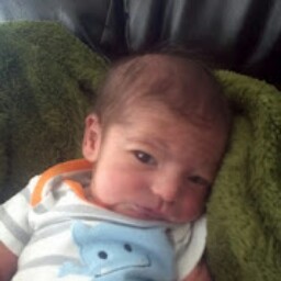 Debbie Tellez Photo 7