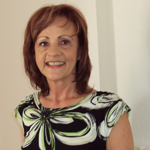 Barbara Combs Photo 10