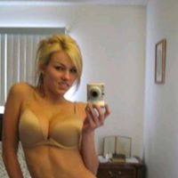 Leigh Knowles Photo 1