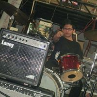 Hugo Manzano Photo 2