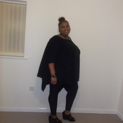 Renee Grant Photo 16