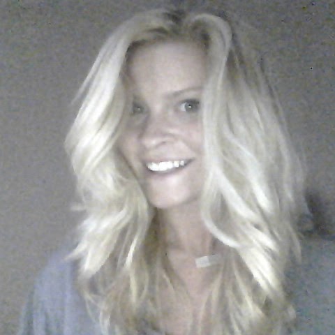 Emily Robbins Photo 12
