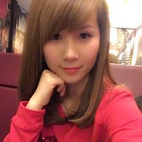 Holly Nguyen Photo 9