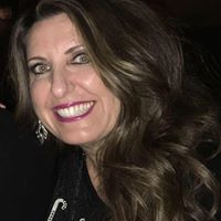 Julie Bostwick Photo 6