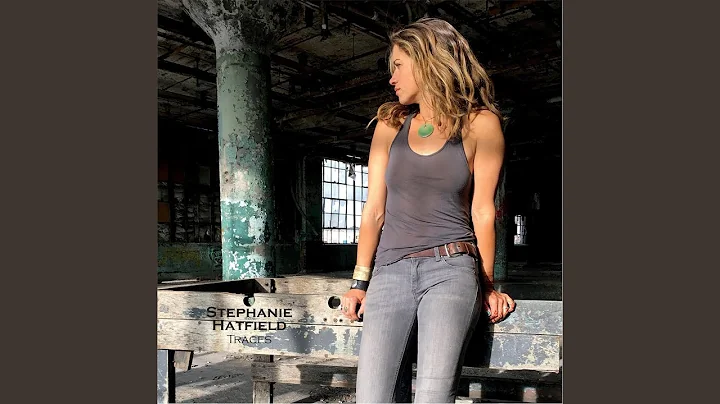 Stephanie Hatfield Photo 39