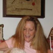 Laura Tucker Photo 8
