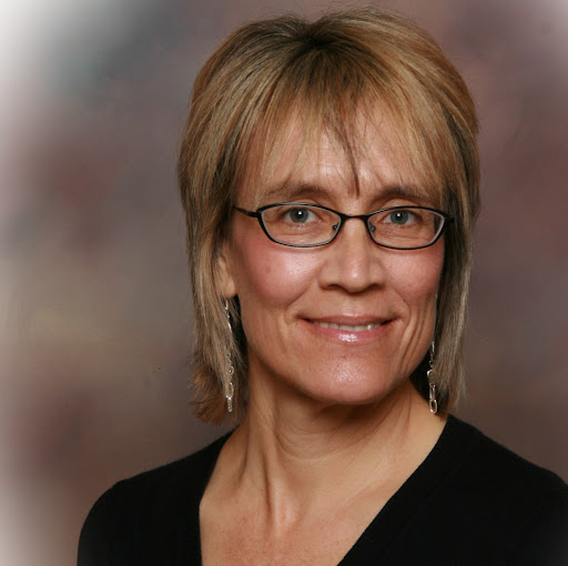 Cynthia Wagner Photo 14