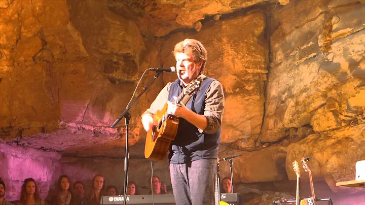 Carrie Mcanally Photo 9