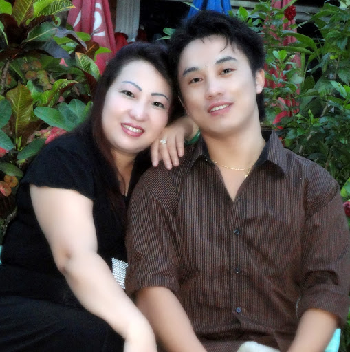 Blong Vang Photo 7