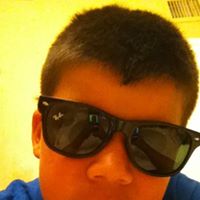 Aaron Nava Photo 4