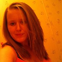 Sarah Skelly Photo 2