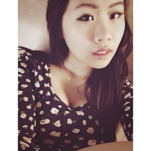 Amy Ho Photo 19