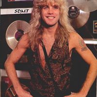 Steven Adler Photo 17