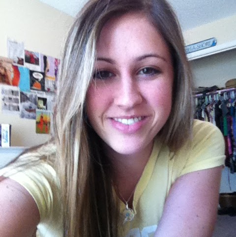 Nicole Lafontaine Photo 8