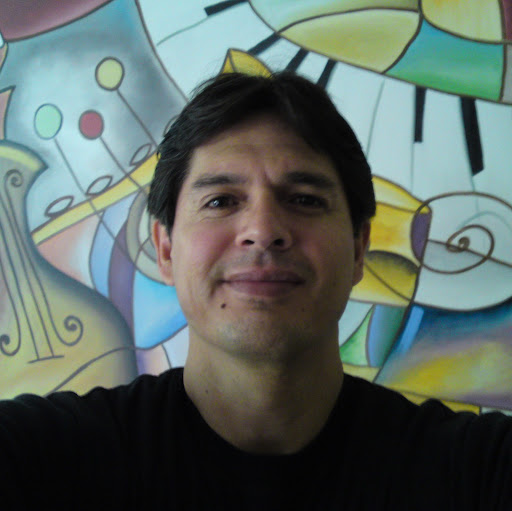 Marco Moreno Photo 16