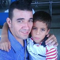 Victor Feliz Photo 5