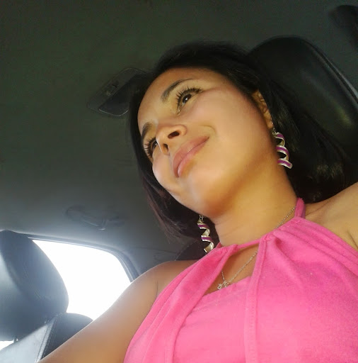 Evelyn Parra Photo 15