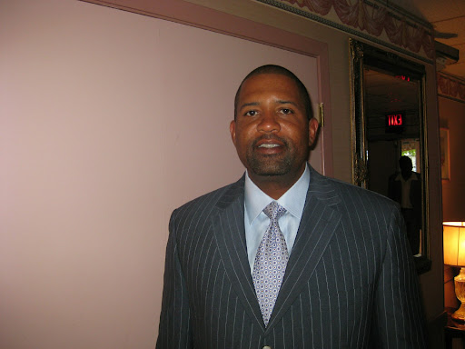 Clifton Davis Photo 16