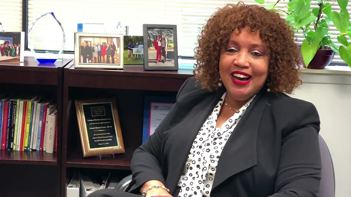 Lenora Foster Photo 18
