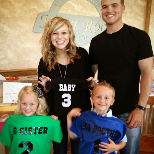 Samantha Myers Photo 10