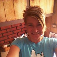Laurie Sullivan Photo 5