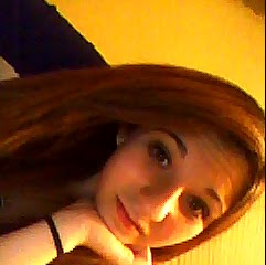 Paige Phillips Photo 10