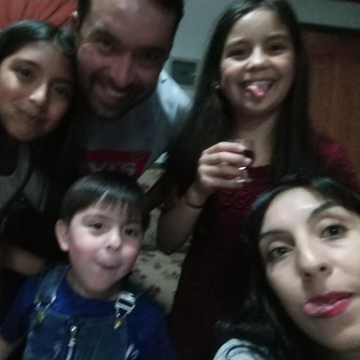 Angie Vera Photo 13