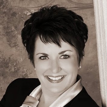 Wendy Pike Photo 14