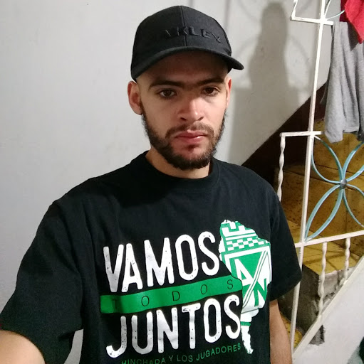 John Velasquez Photo 16