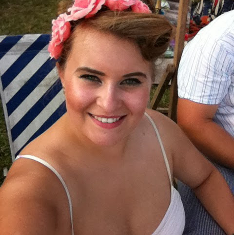 Rebecca Harman Photo 9
