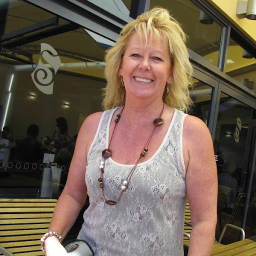 Vicki Hudson Photo 11