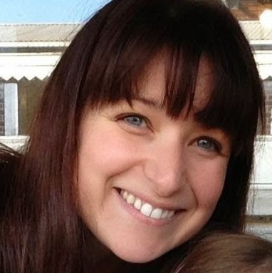 Carly Barnes Photo 14