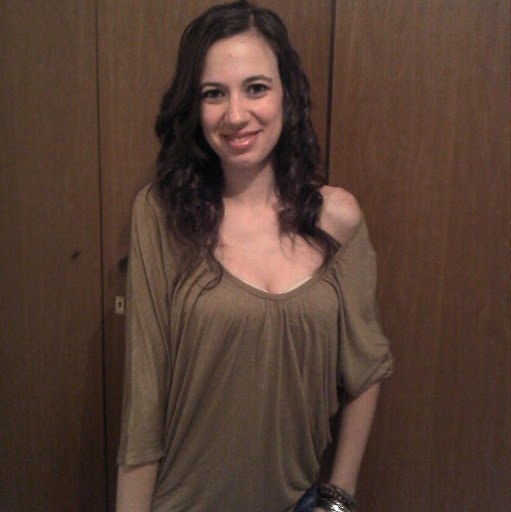 Ester Martinez Photo 13