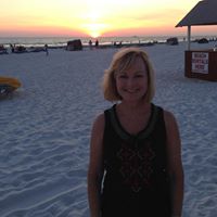 Vicki Winstead Photo 4