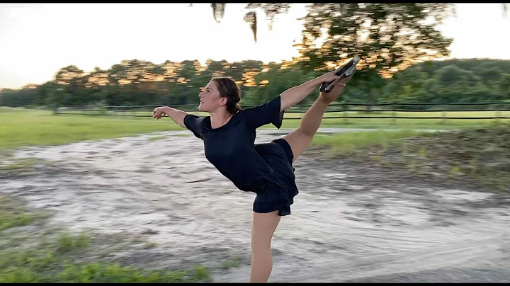 Sarah Dalton Photo 30