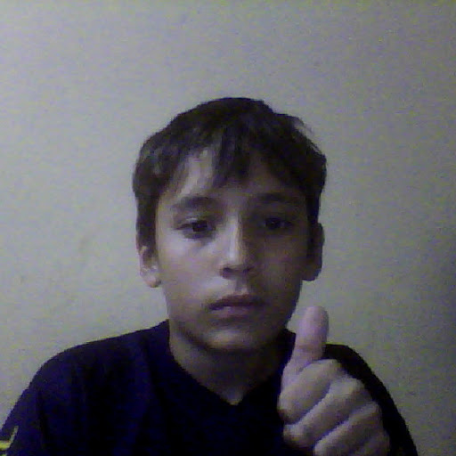 Axel Burgos Photo 10
