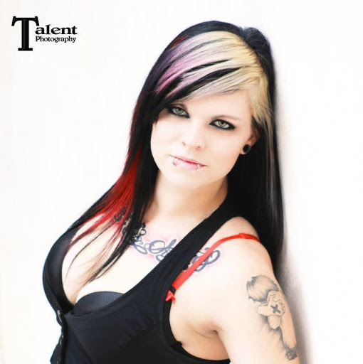 Michelle Blue Photo 9